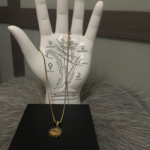 Sun necklace - Picture 2 of 8